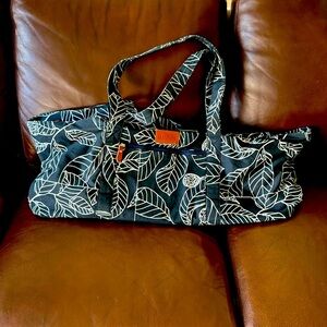 Elenture yoga duffel bag-dark blue leaf print